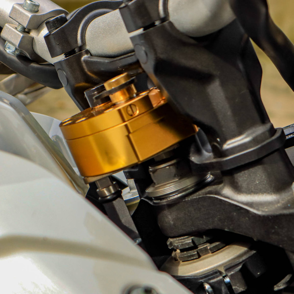 Steering Damper With Mounting Bracket Yamaha Ténéré 700 Thork Racing